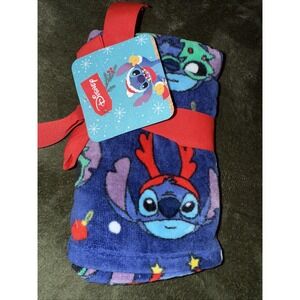 Disney Winter Holiday Stitch 2pk Hand Towels Reindeer Stitch Blue New